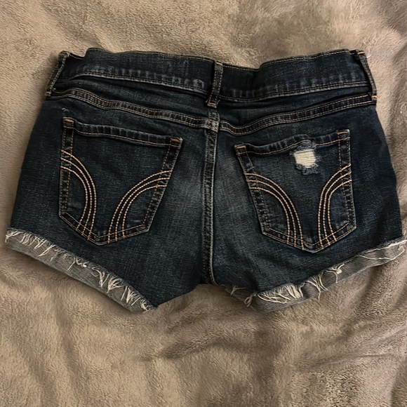 Hollister Denim Shorts - Picture 2 of 2